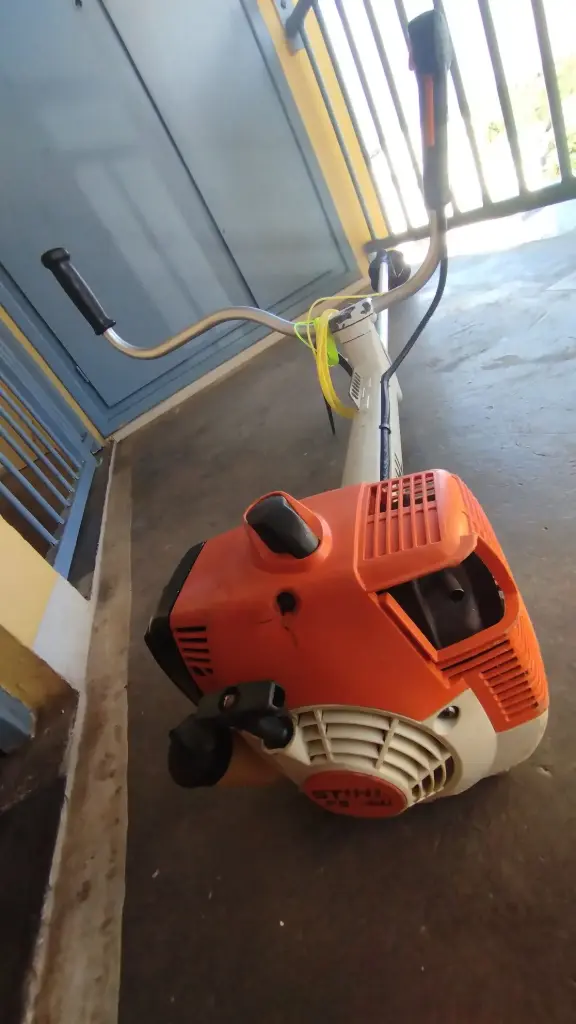 Debroussailleuse fs 450